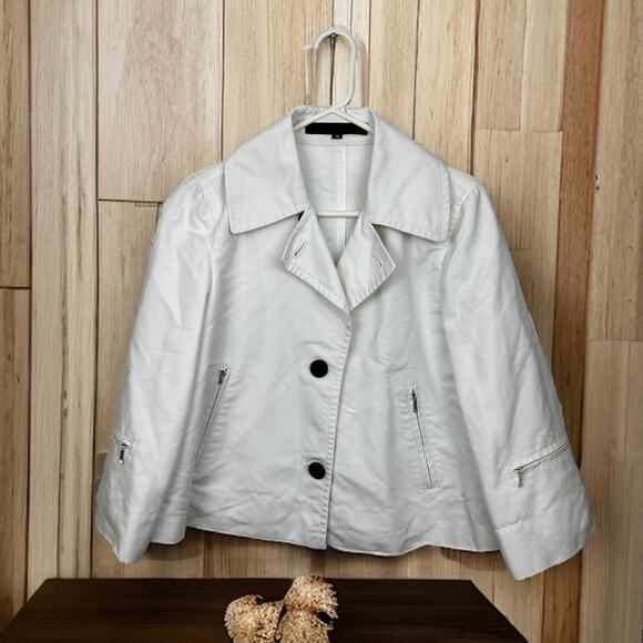 Kenneth Cole New York Jackets & Blazers - Kenneth Cole Womens Medium 100% Cotton White Crop Jacket With Accent Zippers